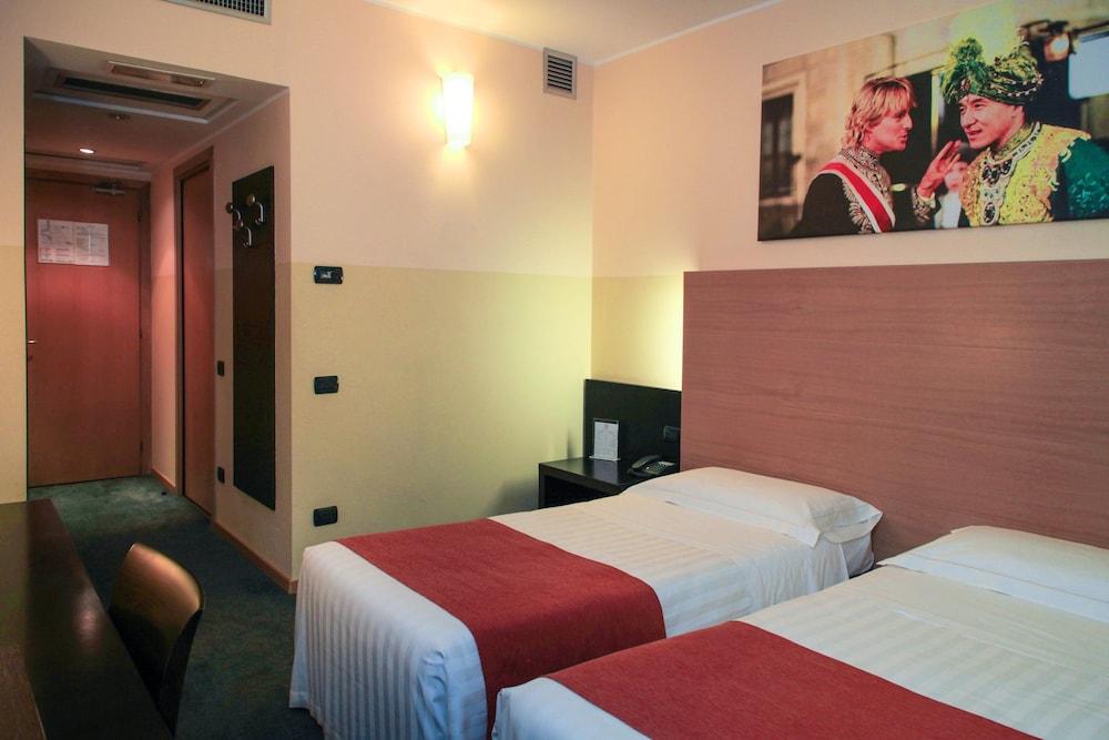 B&B Hotel Milano Cologno Studios Cologno Monzese Kültér fotó