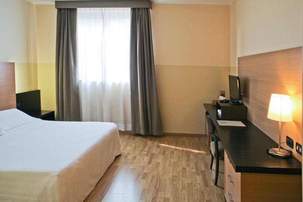 B&B Hotel Milano Cologno Studios Cologno Monzese Kültér fotó