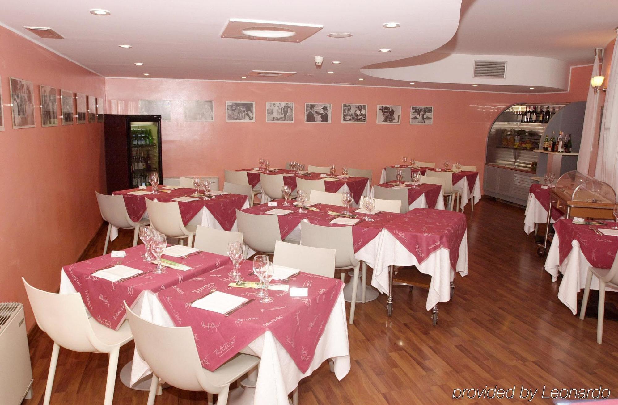B&B Hotel Milano Cologno Studios Cologno Monzese Kültér fotó