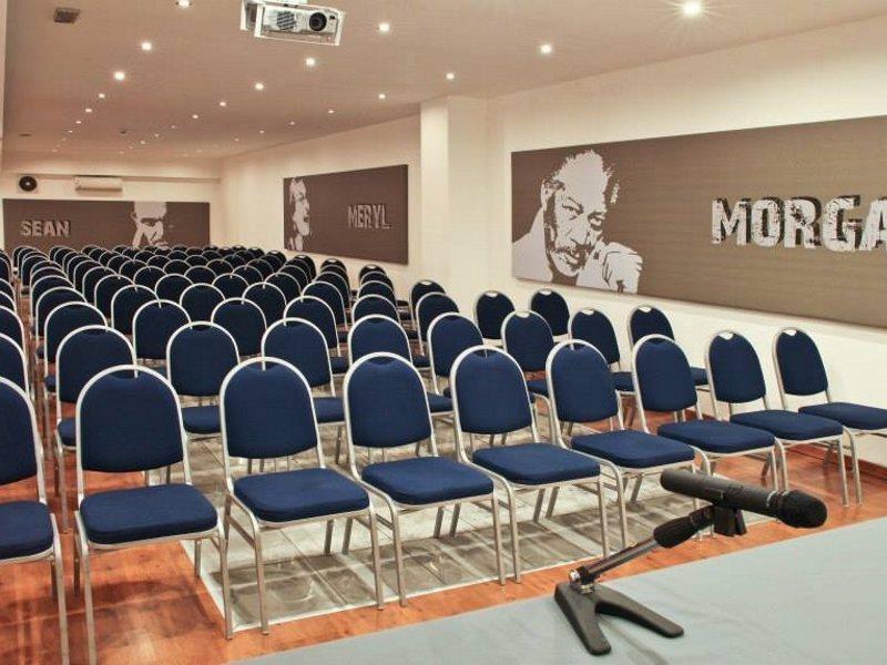 B&B Hotel Milano Cologno Studios Cologno Monzese Kültér fotó