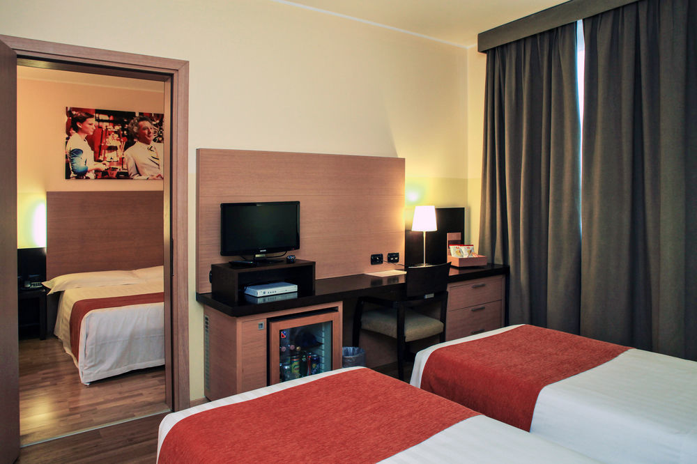 B&B Hotel Milano Cologno Studios Cologno Monzese Kültér fotó