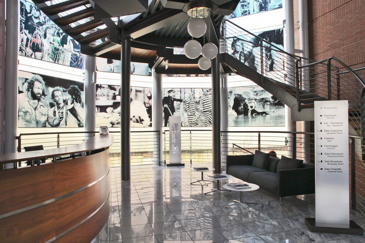 B&B Hotel Milano Cologno Studios Cologno Monzese Kültér fotó